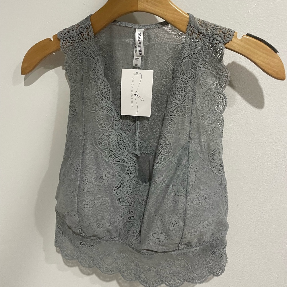 Zenana outfitters brace yourself bralette grey in a size 2X